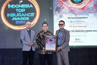 Jasa Raharja Raih Penghargaan Ajang 5th Indonesia Top Insurance Award 2024