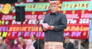 Bupati Nanang Ingatkan Jangan Melupakan Jasa Guru