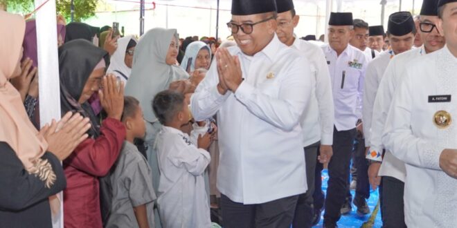 Pj. Gubernur Lampung Hadiri Peringatan Isra Mi’raj dan Harlah Ponpes Al Hikmah Istiqomah di Way Kanan