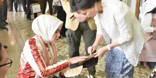 Dekranasda Lampung Gandeng Batik Keris, Angkat Motif Siger dan Kapal Lampung ke Pasar Nasional