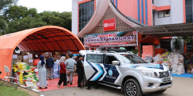 Jasa Raharja Serahkan Bantuan di Lubuk Minturun, Sumatra Barat, Pascabencana Banjir Bandang dan Tanah Longsor