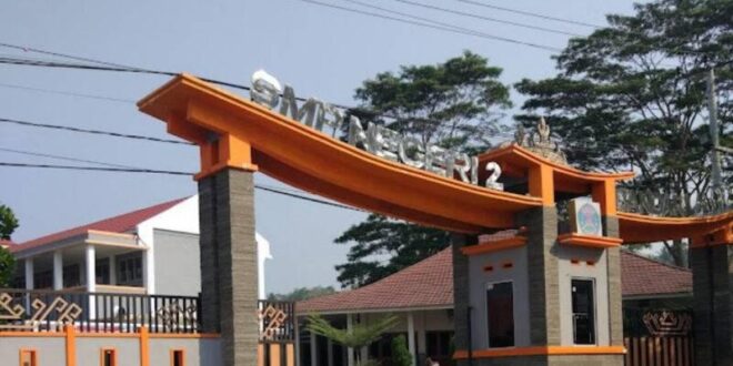 Dari Sekolah Paling Diminati Hingga Gudang Juara, SMPN 2 Perkuat Reputasi Sebagai Pencetak Generasi Unggul